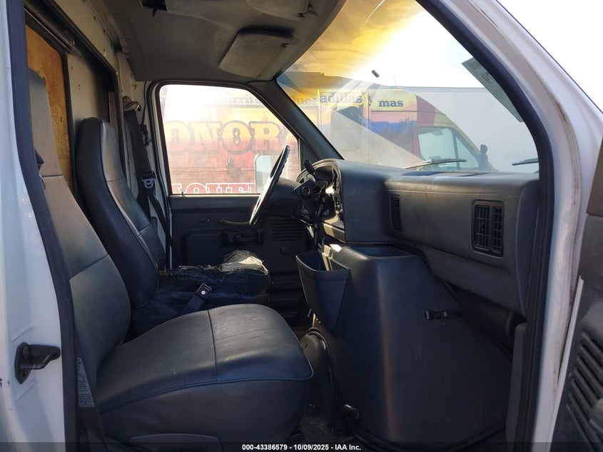 1993 Ford Econoline E350 Cutaway Van VIN: 1FDKE37M3PHB30950 Lot: 43386579