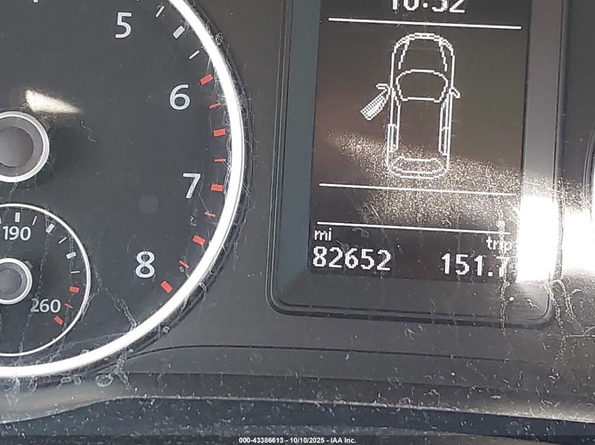 2018 Volkswagen Tiguan Limited 2.0T VIN: WVGBV7AXXJK004881 Lot: 43386613