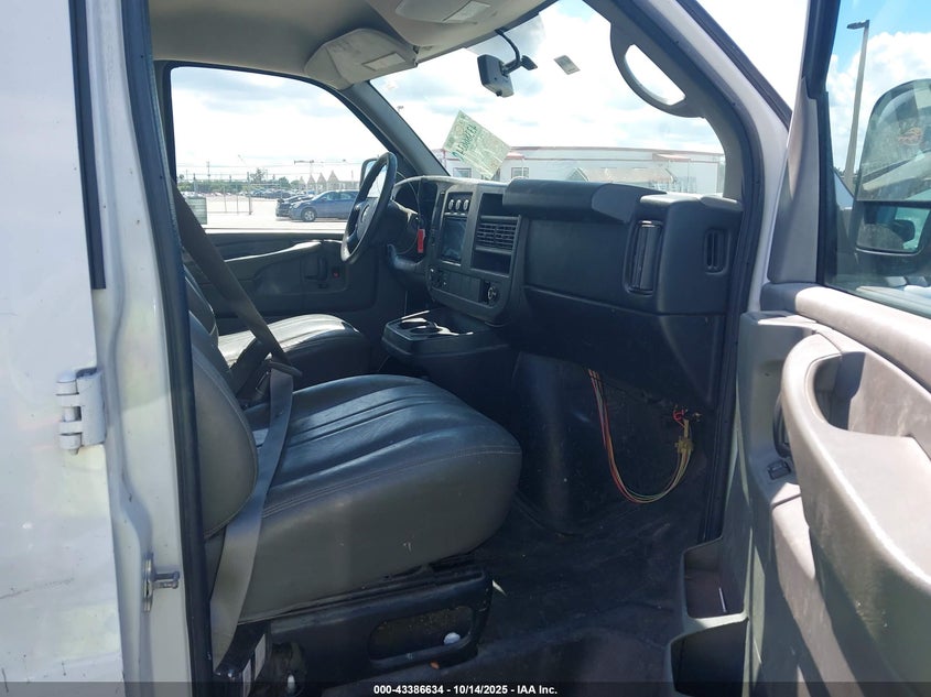 1GCWGFCA7E1150105 2014 CHEVROLET EXPRESS photo no. 5