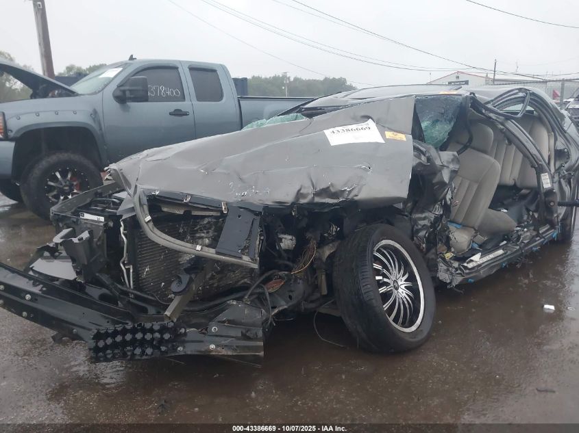 2003 Lincoln Town Car Signature VIN: 1LNHM82W83Y687270 Lot: 43386669