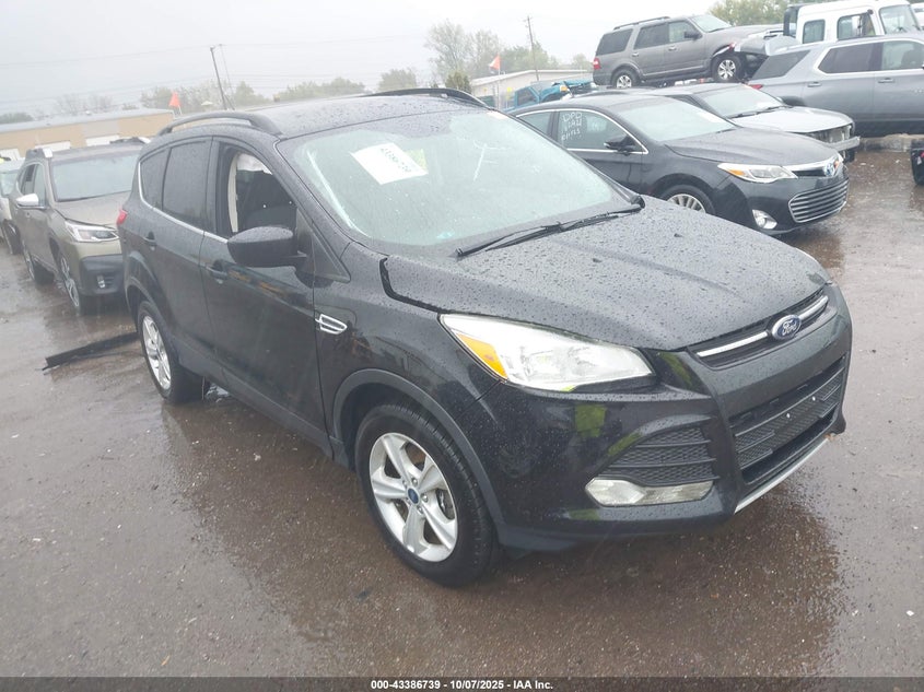 FORD ESCAPE SE
