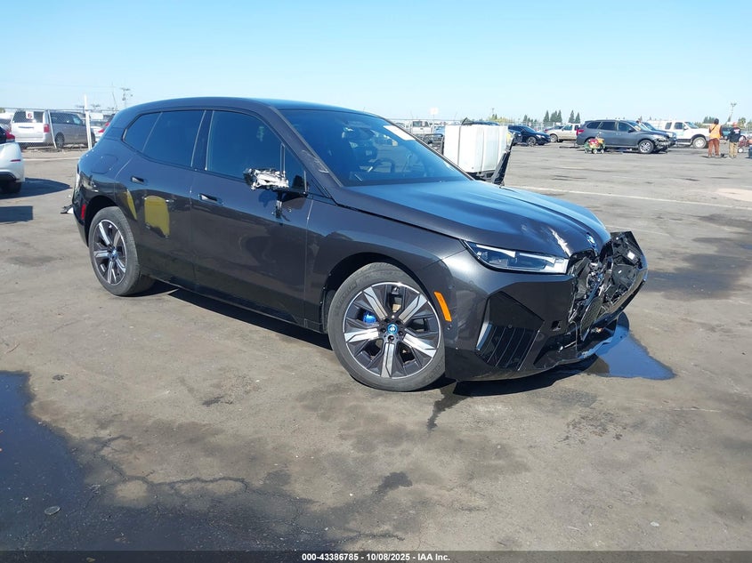 WB523CF05RCP06493 2024 BMW Ix xDrive50 auction photo 1