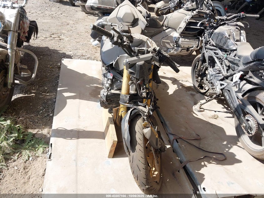 2025 HONDA CB1000 SP JH2SC8610SK000335