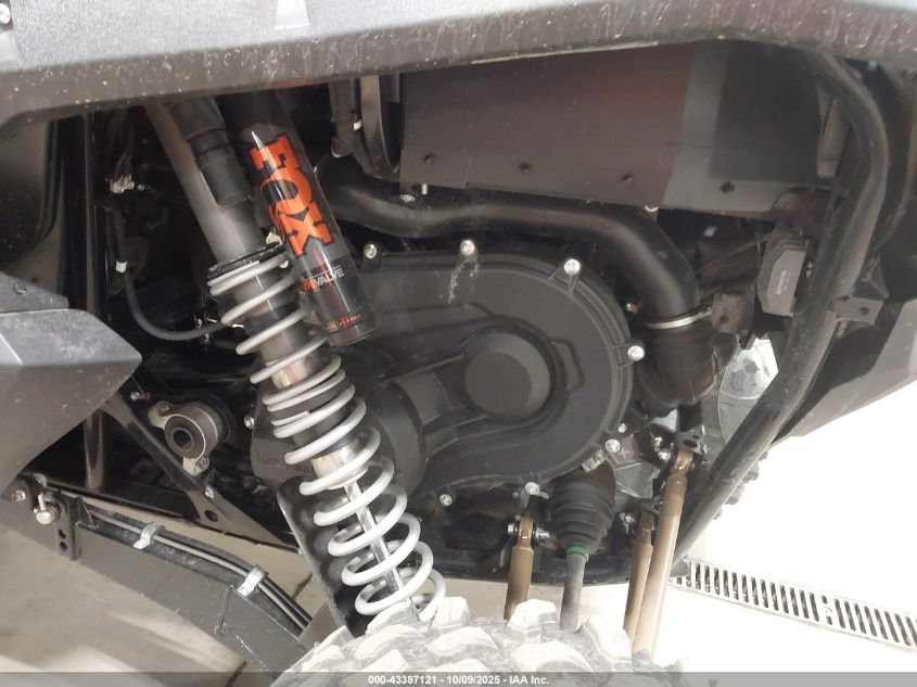 2024 Kawasaki Krt1000 B VIN: JKARTCB10RB504498 Lot: 43387121