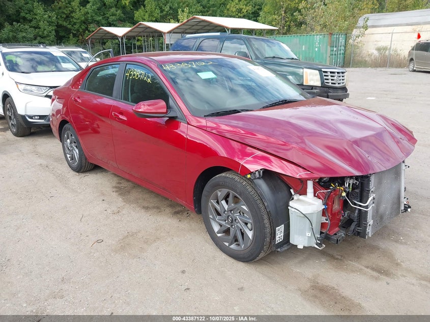 HYUNDAI ELANTRA BLUE