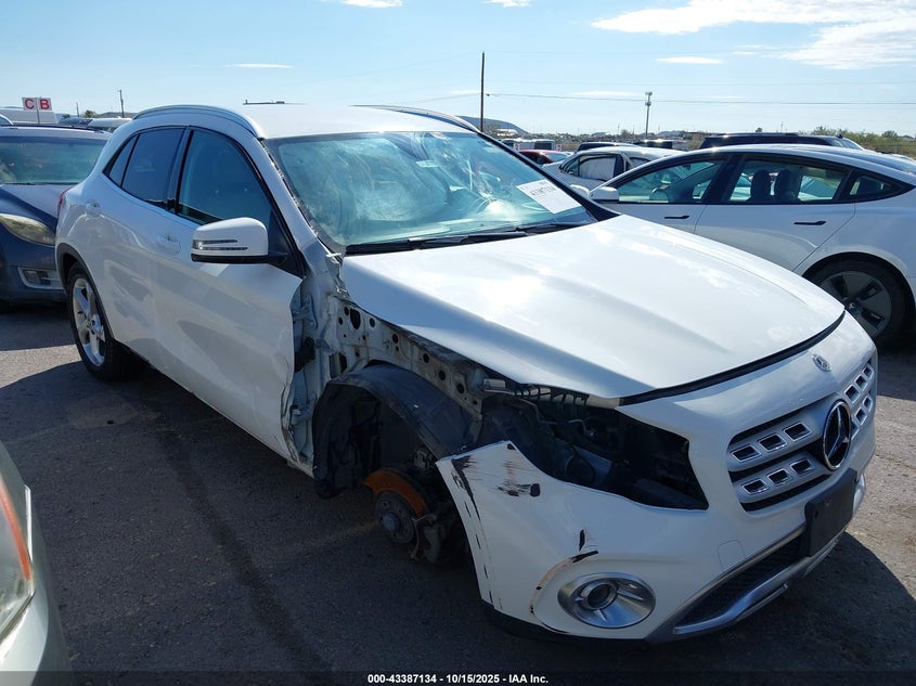 MERCEDES-BENZ GLA-CLASS GLA 250