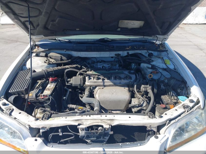 1998 Honda Accord Ex VIN: 1HGCG6679WA172838 Lot: 43387190