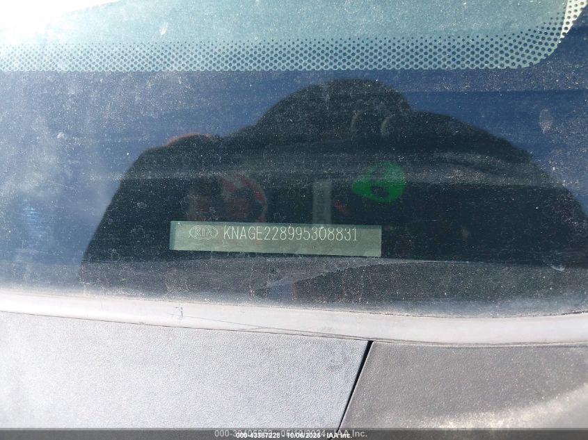 2009 Kia Optima Lx VIN: KNAGE228995308831 Lot: 43387228