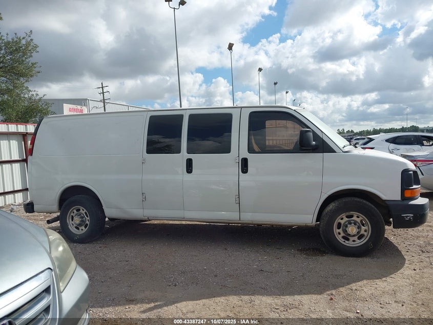 2015 Chevrolet Express 2500 Work Van VIN: 1GCWGGCF9F1228676 Lot: 43387247