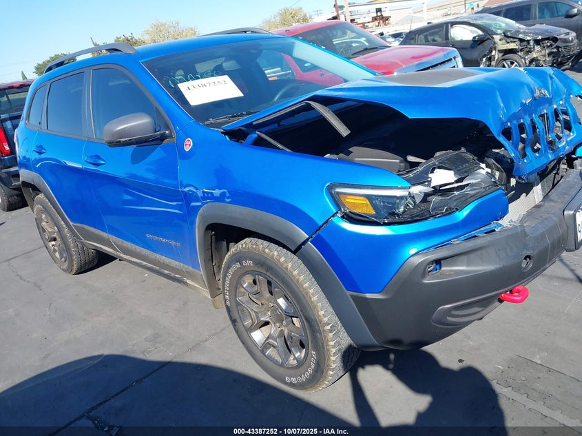 JEEP CHEROKEE TRAILHAWK 4X4