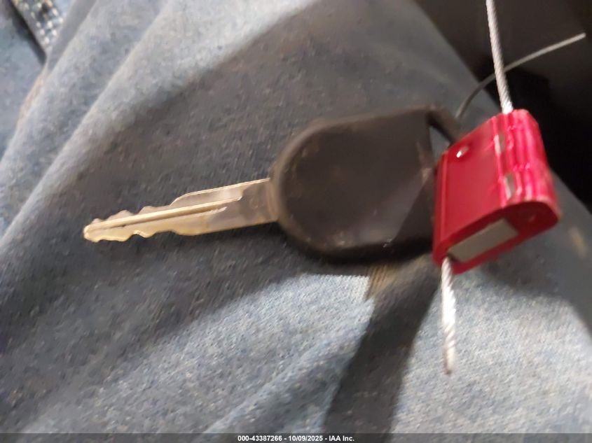 2004 Ford F-150 Stx/Xlt VIN: 1FTRX04W14KD13490 Lot: 43387266