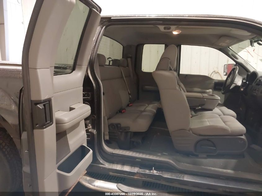 2004 Ford F-150 Stx/Xlt VIN: 1FTRX04W14KD13490 Lot: 43387266