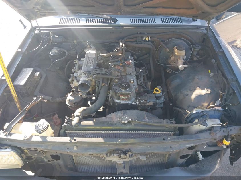 1991 Toyota Pickup 1/2 Ton Short Wheelbase VIN: JT4RN81A1M0063032 Lot: 43387289