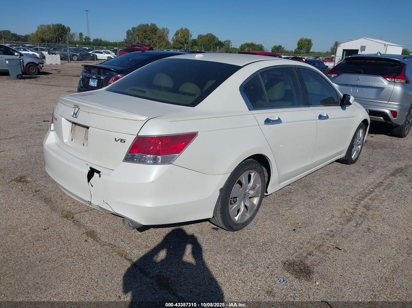 1HGCP3F85AA006686 2010 HONDA ACCORD photo no. 4