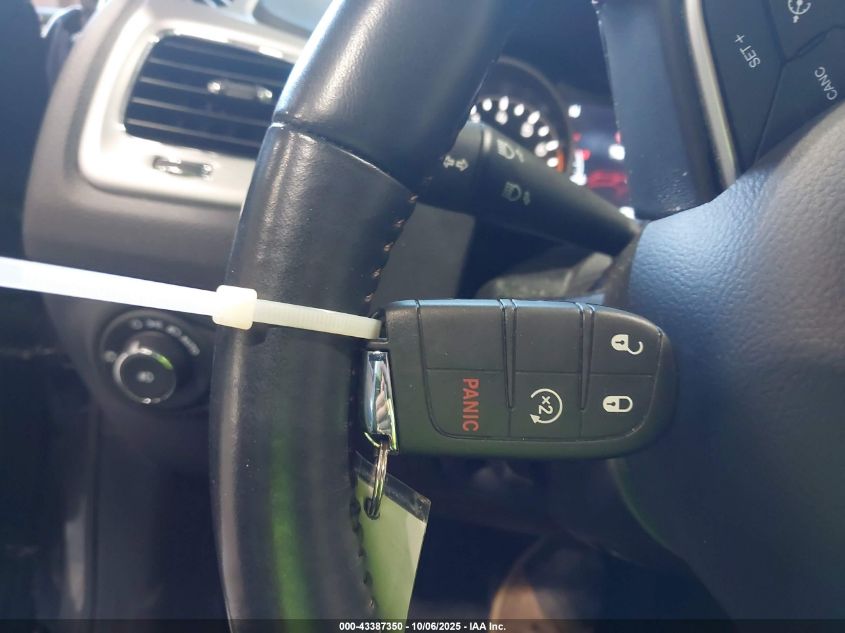 2019 Jeep Compass Latitude 4X4 VIN: 3C4NJDBB8KT767450 Lot: 43387350