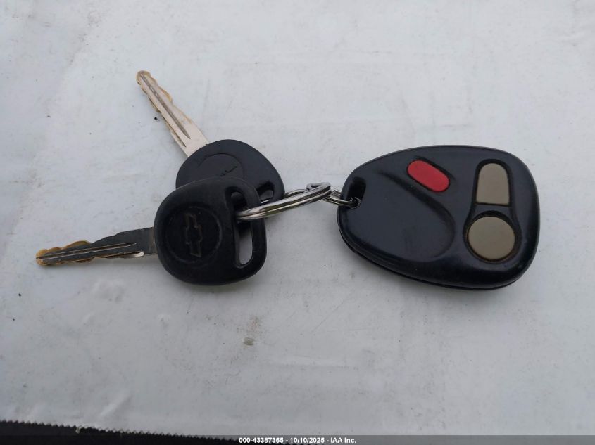 2000 Chevrolet Suburban 1500 Lt VIN: 3GNFK16T7YG185755 Lot: 43387365