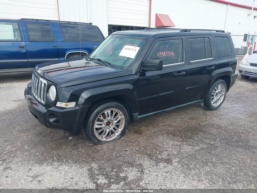 1J8FT28W28D760935 2008 JEEP LIBERTY (PATRIOT) photo no. 2