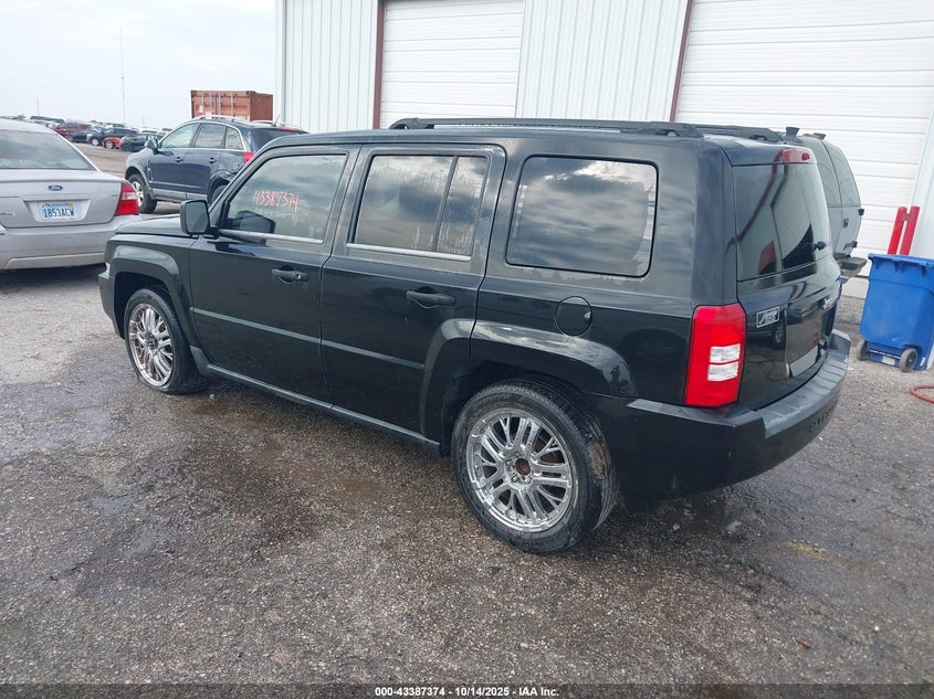 1J8FT28W28D760935 2008 JEEP LIBERTY (PATRIOT) photo no. 3