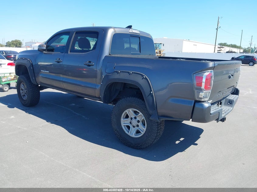 5TFAZ5CNXHX048431 2017 TOYOTA TACOMA photo no. 3