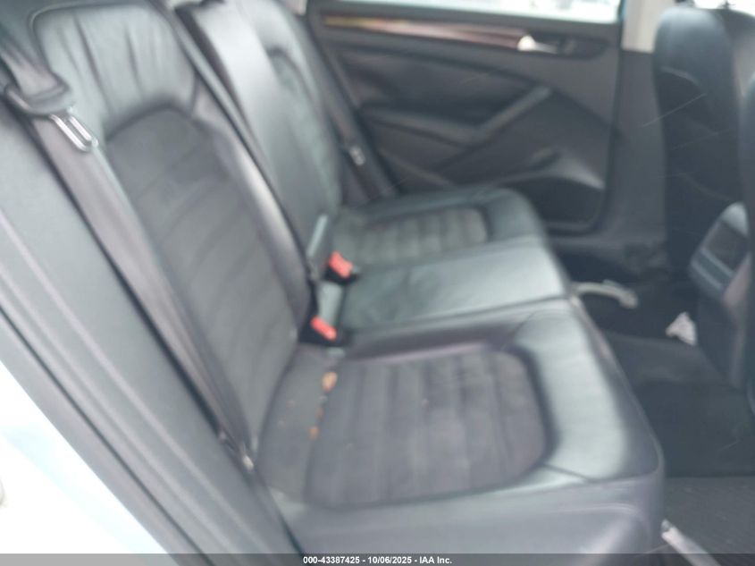 2012 Volkswagen Passat 2.0L Tdi Sel Premium VIN: 1VWCN7A33CC028844 Lot: 43387425