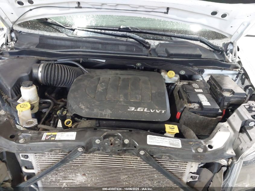 2015 Dodge Grand Caravan R/T VIN: 2C4RDGEG1FR635463 Lot: 43387434