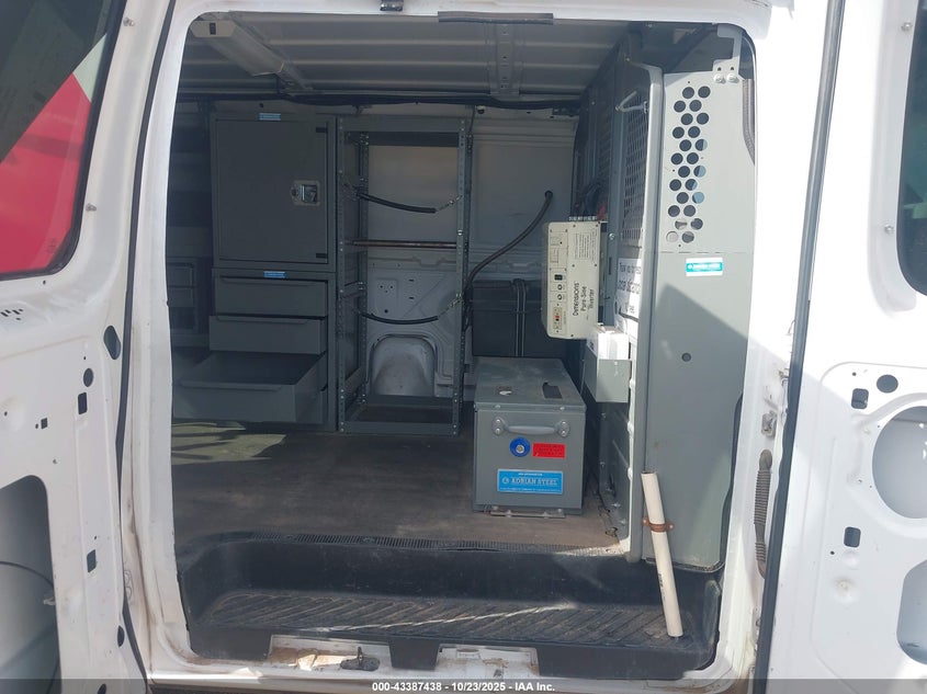 1FTNE2EL0BDB37005 2011 FORD ECONOLINE photo no. 3