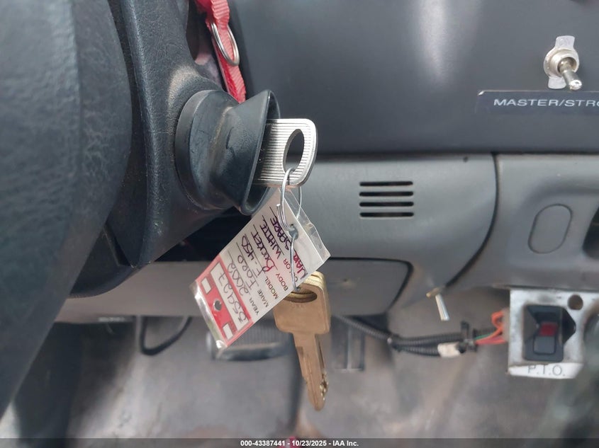 2002 Ford F-450 Xl/Xlt VIN: 1FDXF46S82ED27826 Lot: 43387441