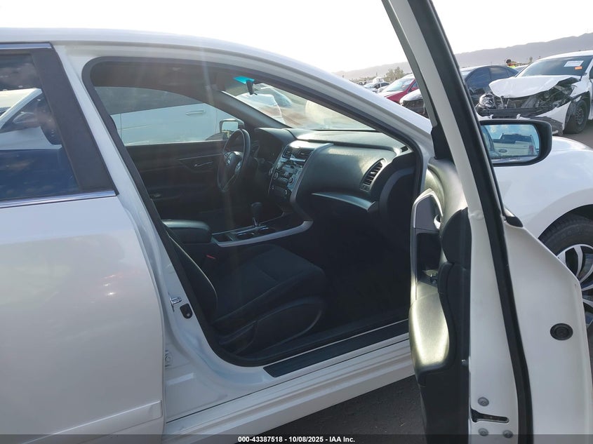 2015 NISSAN ALTIMA 2.5 S 1N4AL3AP1FC581739