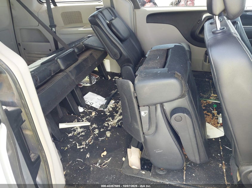 2014 Chrysler Town & Country Touring VIN: 2C4RC1BG6ER440638 Lot: 43387605