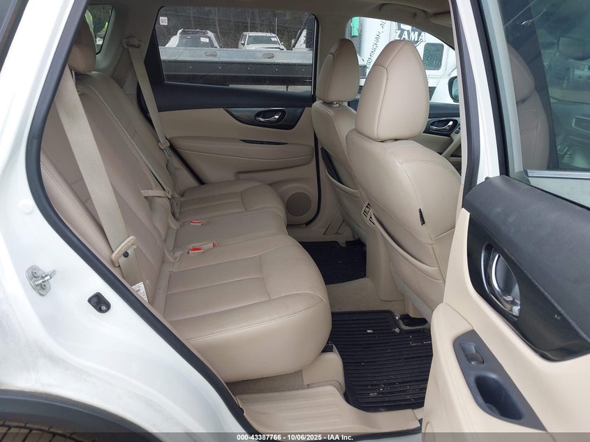 2014 NISSAN ROGUE SL 5N1AT2MT8EC854599