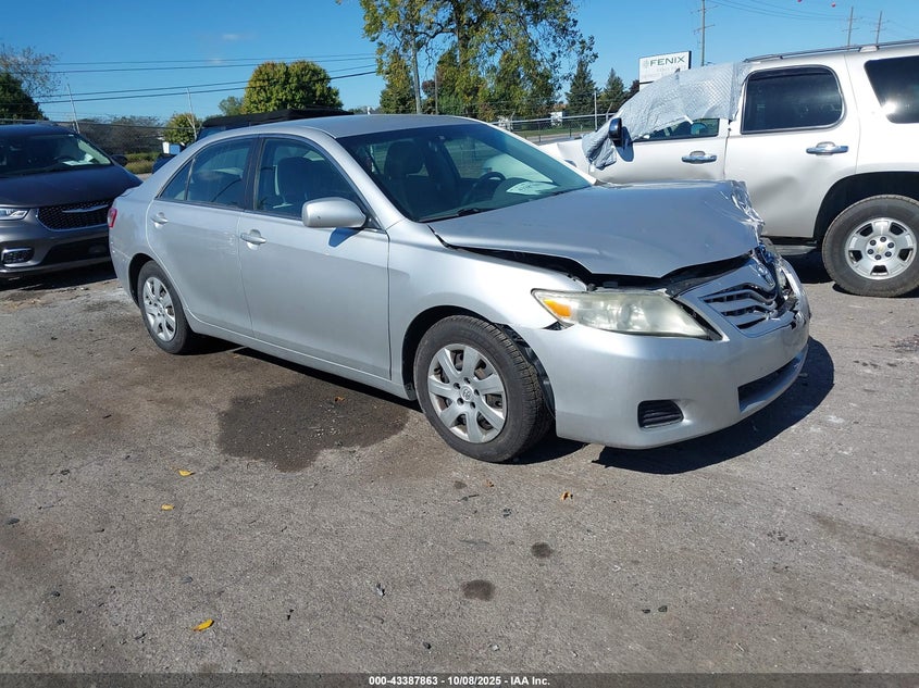 TOYOTA CAMRY LE