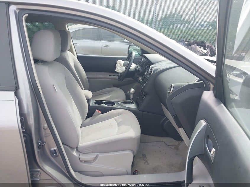 2013 NISSAN ROGUE S JN8AS5MV0DW151204