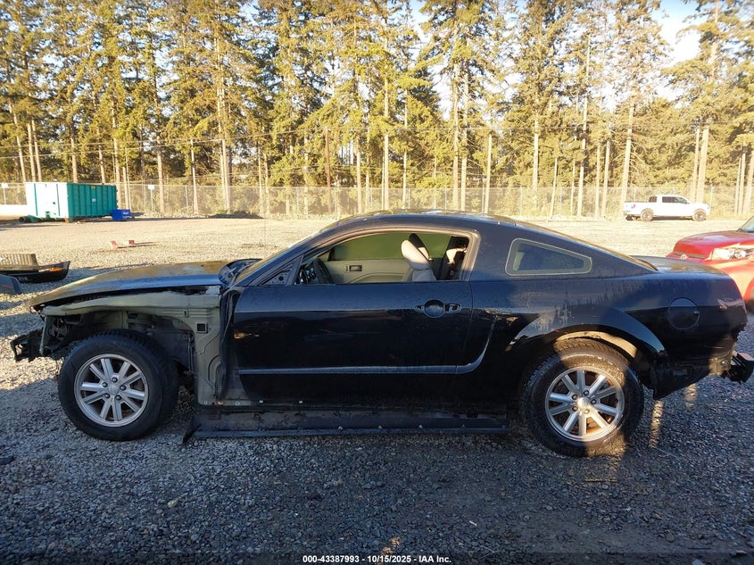 2007 Ford Mustang V6 Deluxe/V6 Premium VIN: 1ZVFT80N475308858 Lot: 43387993