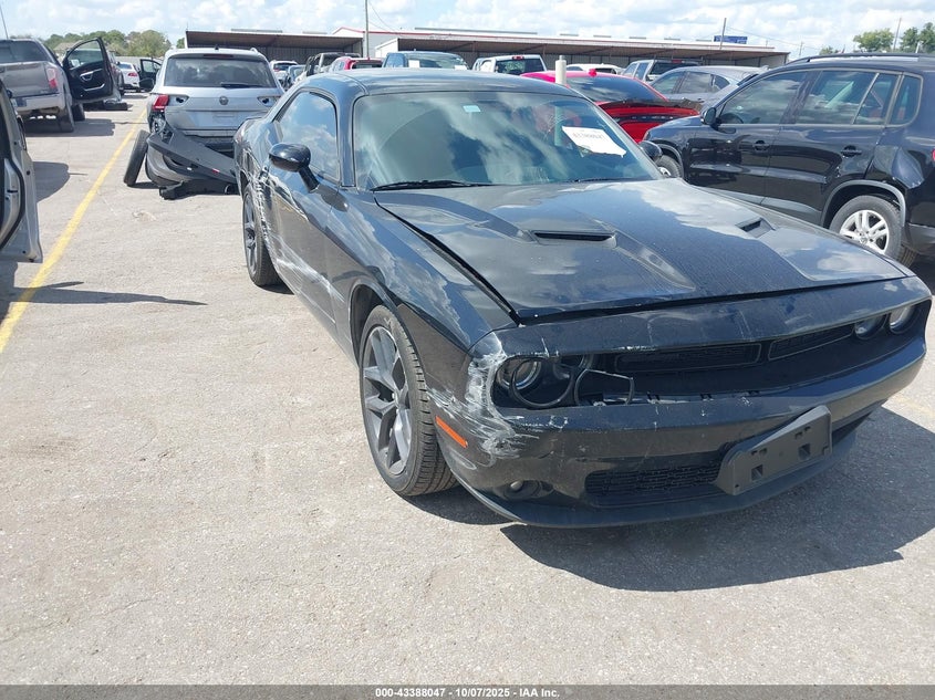 DODGE CHALLENGER SXT