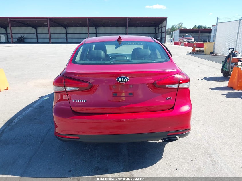 2017 Kia Forte Ex VIN: 3KPFL4A86HE121261 Lot: 43388048