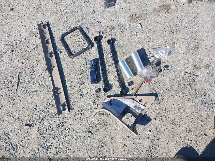 2002 Jeep Grand Cherokee Laredo VIN: 1J4GW48S42C232350 Lot: 43388128