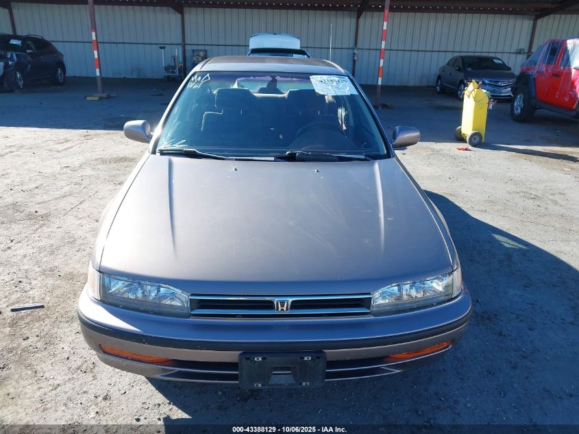 1993 Honda Accord Lx VIN: JHMCB7656PC007044 Lot: 43388129