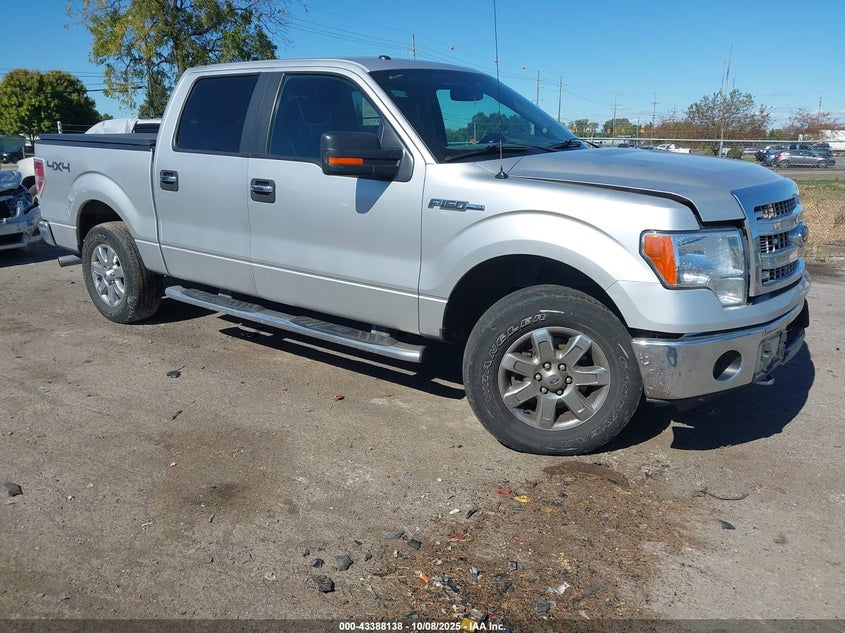 FORD F-150 XLT
