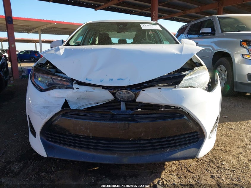 2018 TOYOTA COROLLA LE 2T1BURHE0JC052608