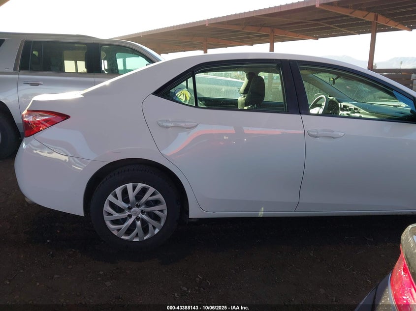 2018 TOYOTA COROLLA LE 2T1BURHE0JC052608