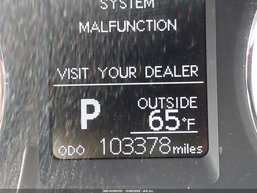 2018 TOYOTA COROLLA LE 2T1BURHE0JC052608