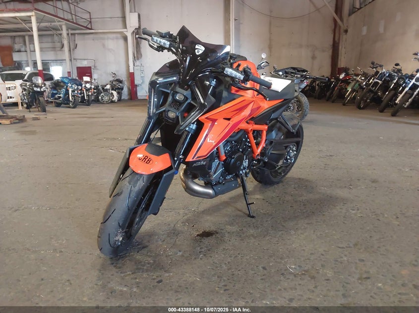 VBKV39401RM989555 2024 KTM  photo no. 2