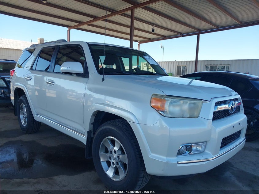 TOYOTA 4RUNNER SR5