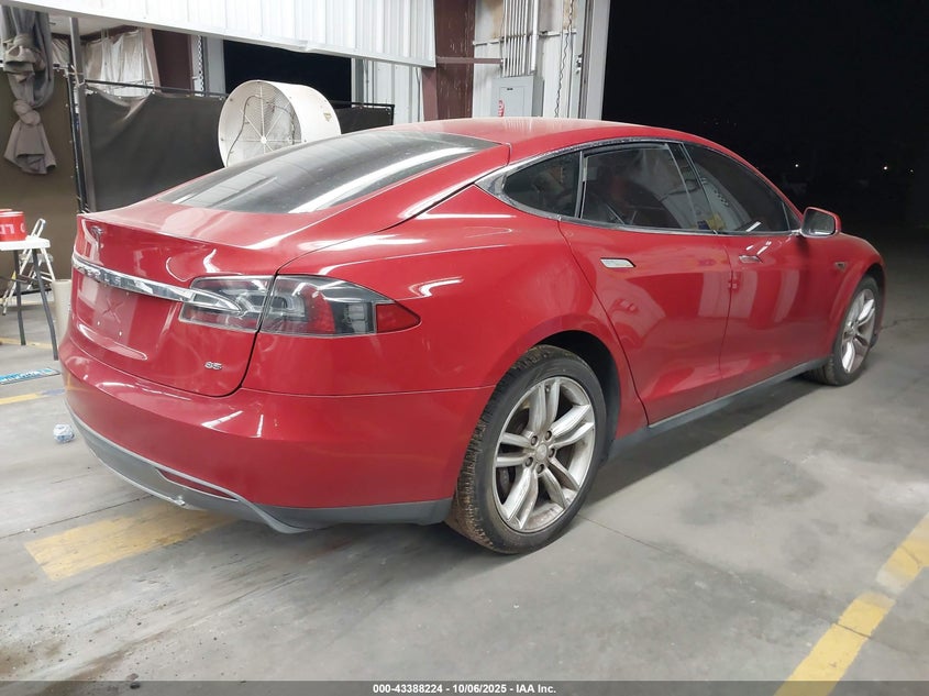5YJSA1CN2DFP16568 2013 TESLA MODEL S photo no. 4