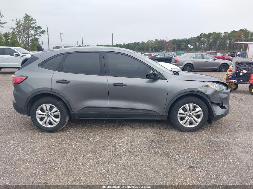 2022 Ford Escape S VIN: 1FMCU0F6XNUB66812 Lot: 43388239