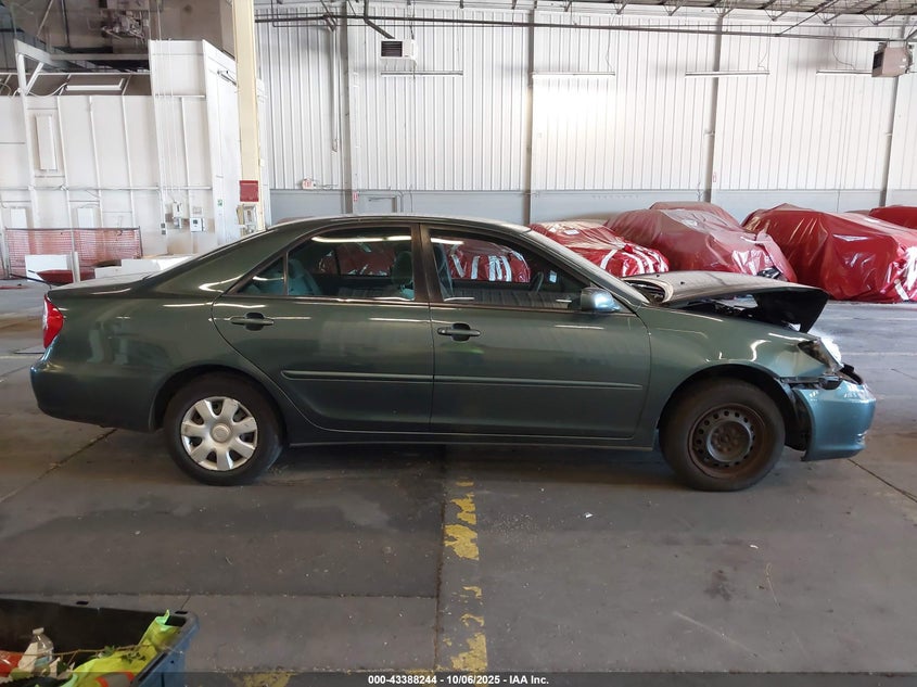 2002 Toyota Camry Le VIN: 4T1BE32K02U606402 Lot: 43388244