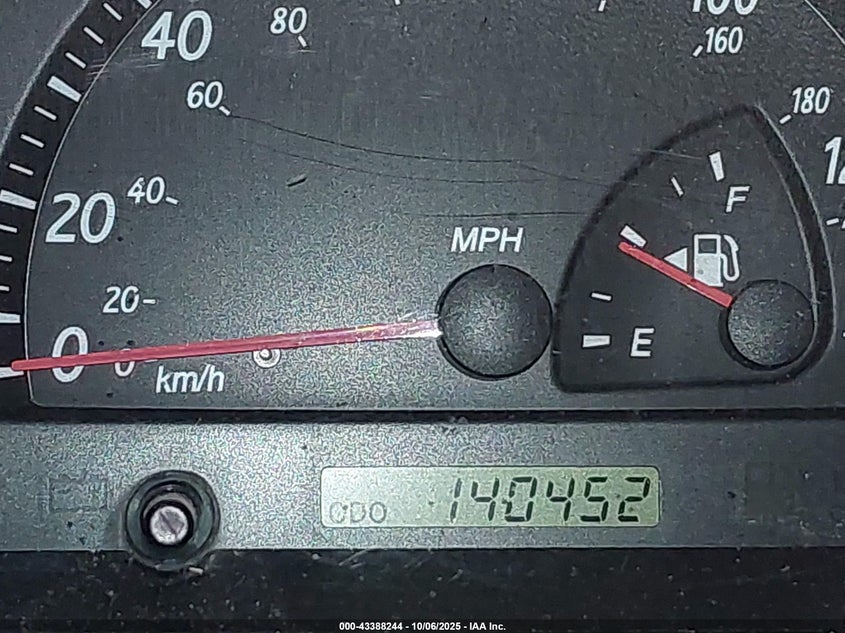 2002 Toyota Camry Le VIN: 4T1BE32K02U606402 Lot: 43388244