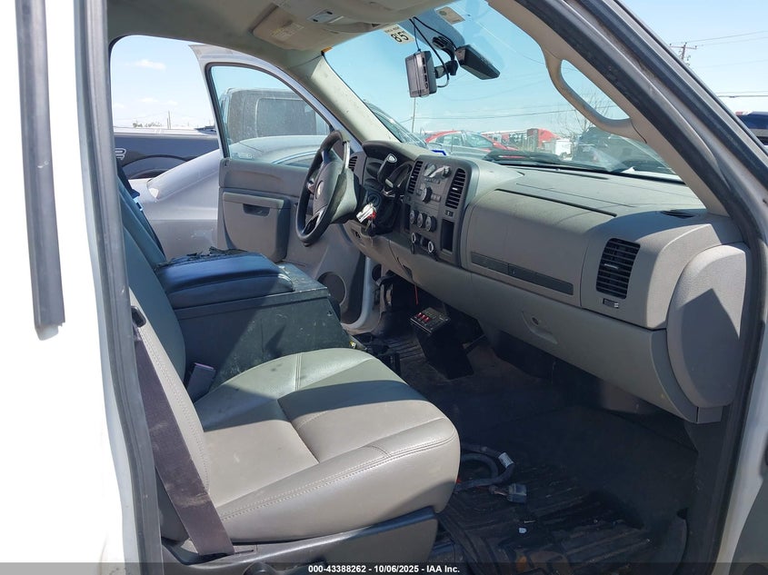 2013 Chevrolet Silverado 3500Hd Work Truck VIN: 1GB3CZCG0DF151560 Lot: 43388262