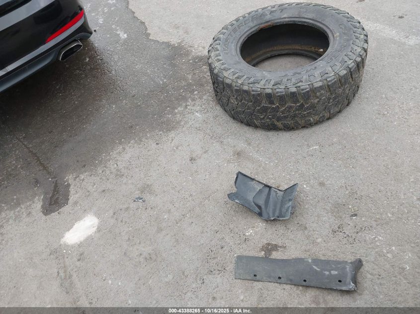 2001 Ford F-150 Lariat/Xl/Xlt VIN: 1FTRX18L51NA93660 Lot: 43388265