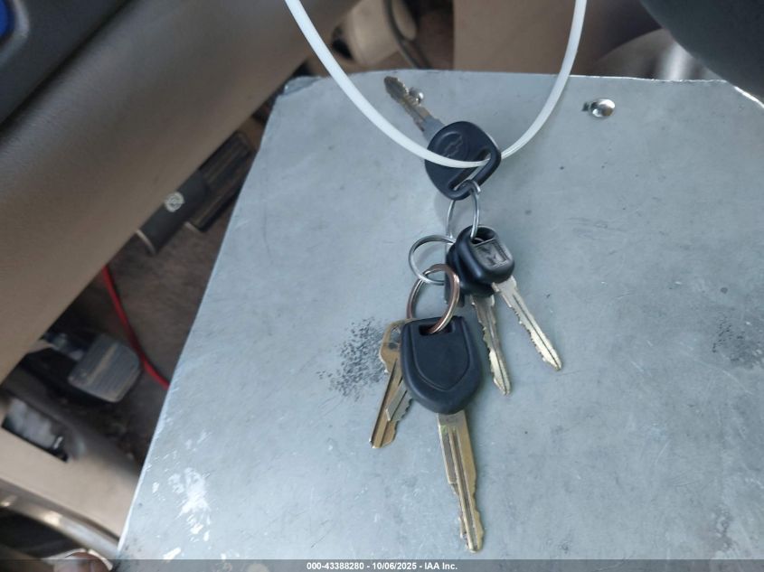 2002 Chevrolet Silverado 1500 Lt VIN: 2GCEC19T121118422 Lot: 43388280